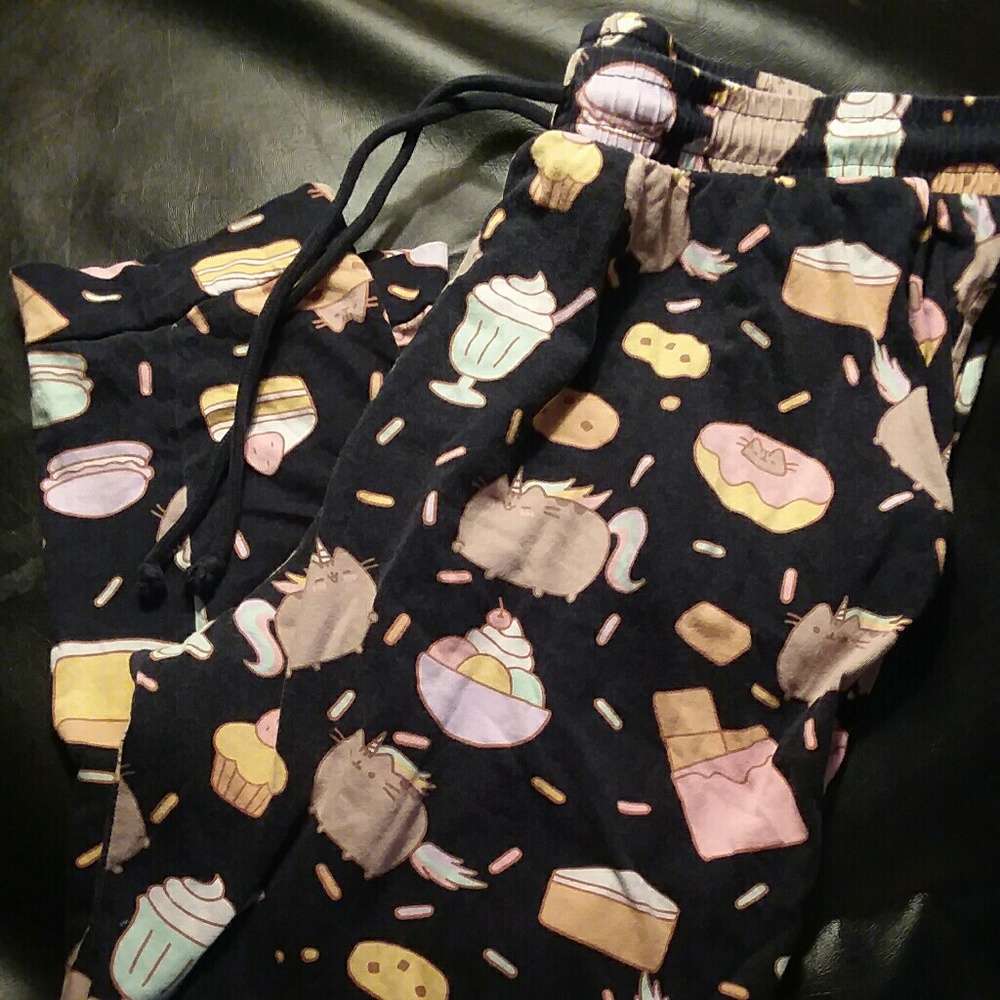 H&M Pusheen Cat Sleep Pants